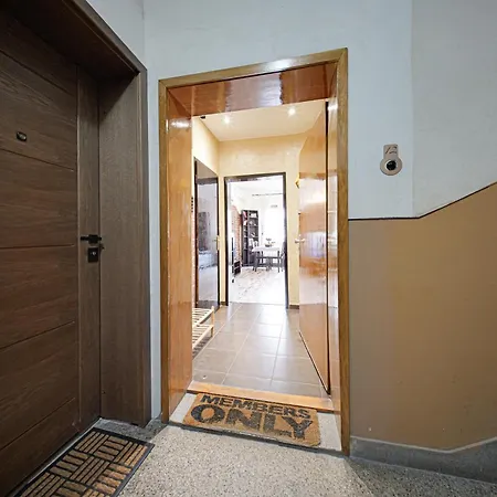 Urban Loft - Metro Access *