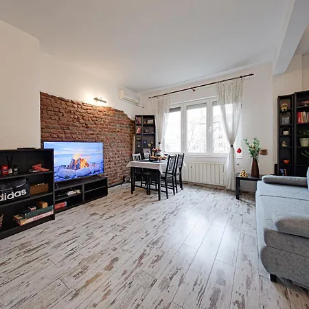 Urban Loft - Metro Access Sofya