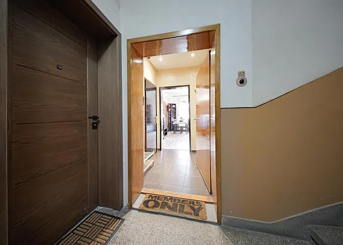 Urban Loft - Metro Access *