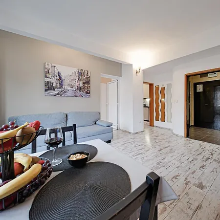 Urban Loft - Metro Access Σόφια